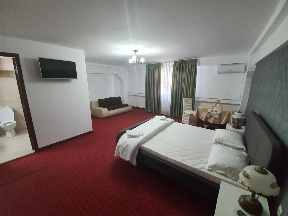 Bon Ton Residence Drobeta Turnu Severin Ngoại thất bức ảnh