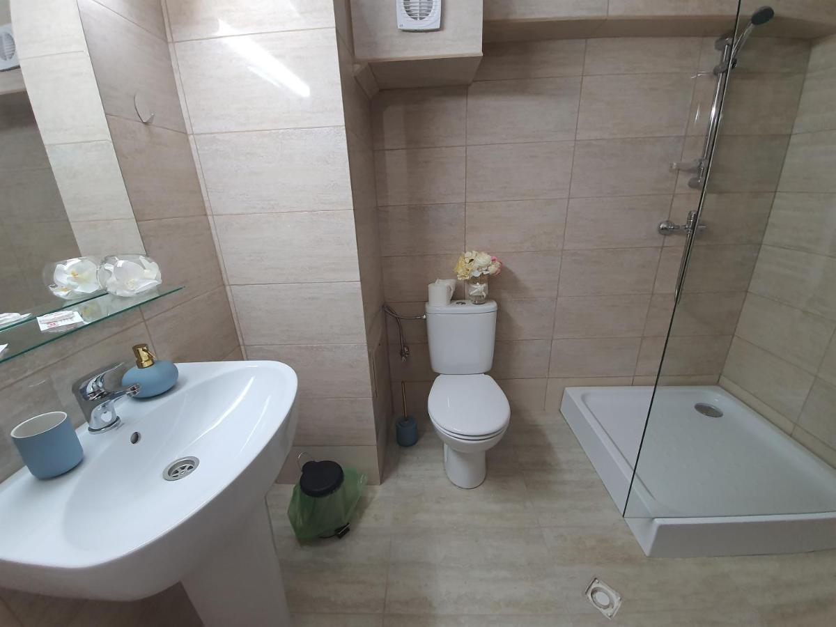 Bon Ton Residence Drobeta Turnu Severin Ngoại thất bức ảnh